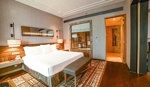 Suite, 1 King-Bett (Presidential Suite)