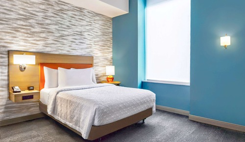 Suite, 1 Queen-Bett, barrierefrei (Mobility & Hearing, Roll-in Shower)