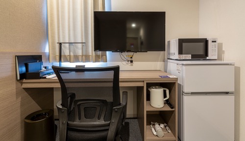 Standard-Doppelzimmer (check-in is not available after 11PM)