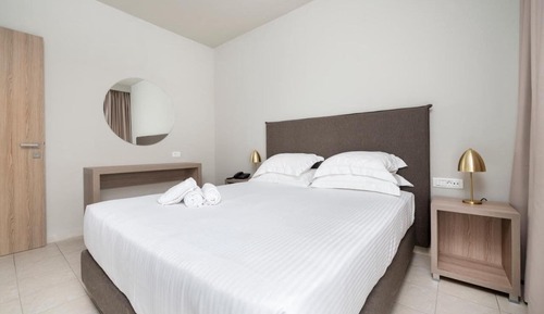 Standard-Dreibettzimmer