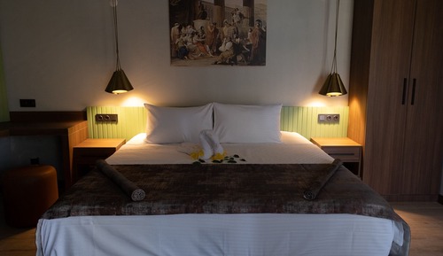 Deluxe-Doppel- oder -Zweibettzimmer