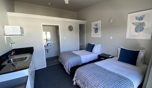 Deluxe-Zweibettzimmer, 2 Einzelbetten, mit Bad