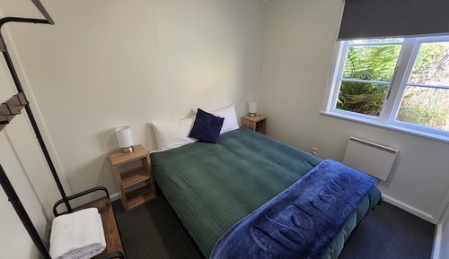 Basic-Zimmer, 1 Doppelbett, Gemeinschaftsbad