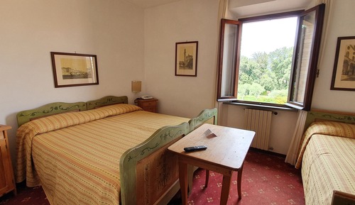 Economy-Dreibettzimmer