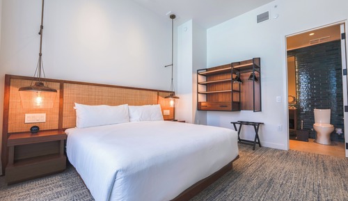 4 bed 4 bath Flat with large kitchen, balcony, and views of Orlando's newest beach paradise, ADA