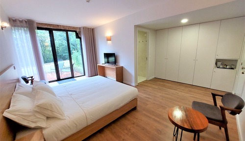 Superior-Doppelzimmer, 1 Queen-Bett, Terrasse, Gartenblick