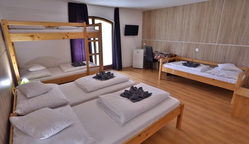Standard-Vierbettzimmer