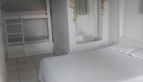 Economy-Vierbettzimmer