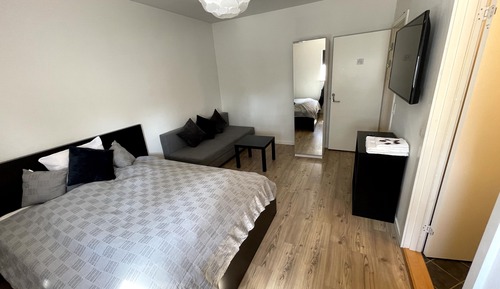 Familien-Vierbettzimmer