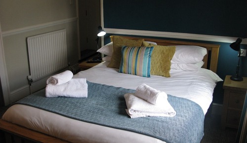 Comfort-Doppelzimmer, mit Bad, Blick auf den Innenhof