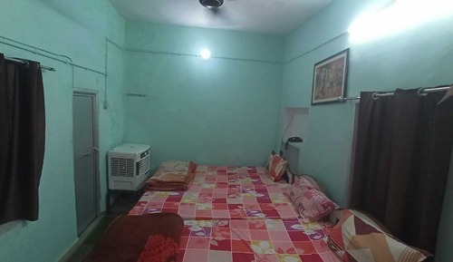 Basic-Doppel- oder -Zweibettzimmer