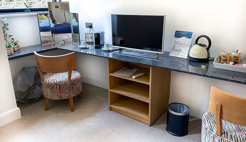 Standardzimmer, 1 King-Bett, Blick auf den Innenhof