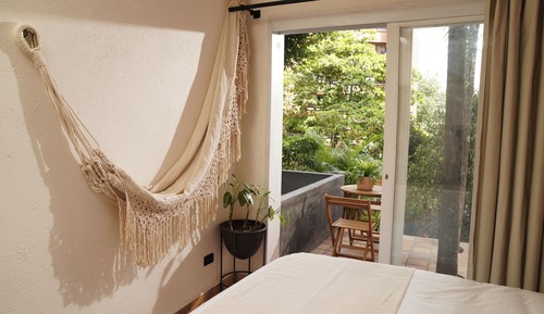 Deluxe-Zimmer, 1 King-Bett, Badewanne, Gartenblick