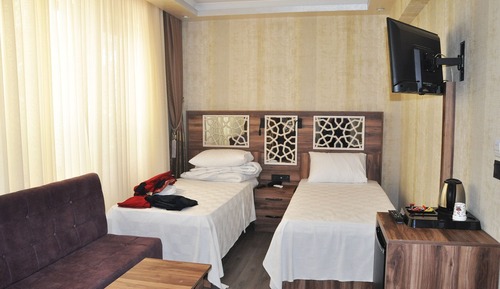 Classic-Doppel- oder -Zweibettzimmer