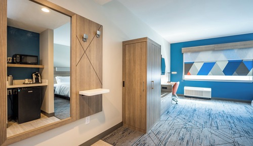 Suite, 2 Queen-Betten, barrierefrei (Communications)