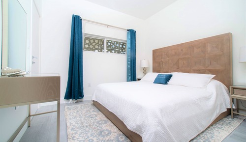 Luxury-Apartment, 1 King-Bett und Schlafsofa, Balkon, Blick auf den Innenhof