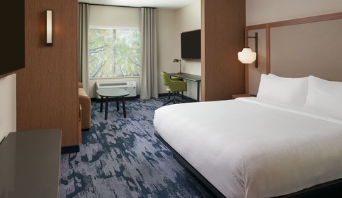 Suite, 1 King-Bett und Schlafsofa