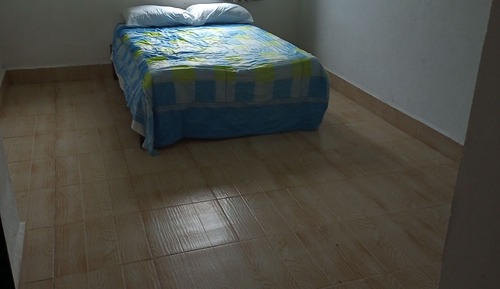 Gemeinsamer Schlafsaal, 2 Schlafzimmer, Raucher, eigener Pool