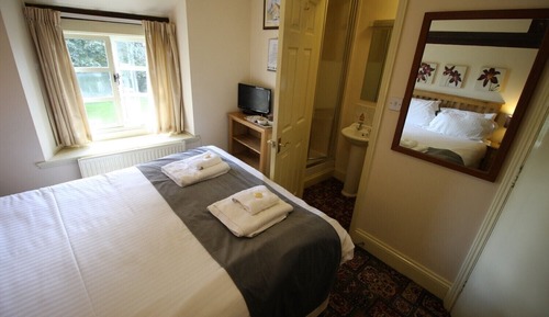 Standard-Doppelzimmer, mit Bad