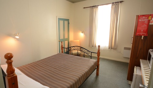 Economy-Doppelzimmer, 1 Doppelbett, Gemeinschaftsbad (1st Floor)