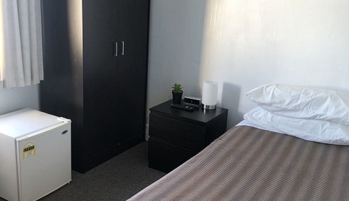 Economy-Einzelzimmer, 1 Einzelbett, Gemeinschaftsbad (1st Floor)