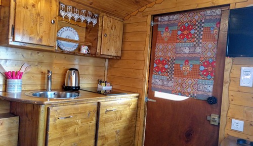 Doppelzimmer, Kochnische, Parkblick