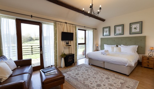 Deluxe-Doppel- oder -Zweibettzimmer, mit Bad