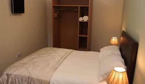 Doppelzimmer, mit Bad ((Ground Floor))