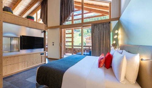 Studiosuite, 1 King-Bett und Schlafsofa, Bergblick