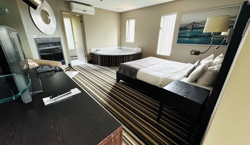 Elite-Suite