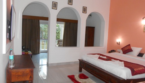 Luxury-Doppel- oder -Zweibettzimmer, 1 Schlafzimmer, Balkon, Gartenblick