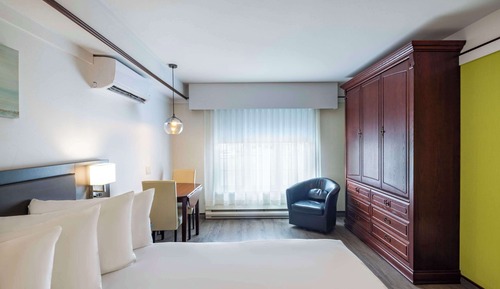 Zimmer, Küche (King bed)