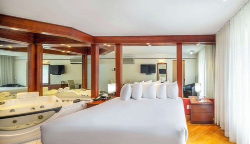 Superior-Zimmer (King, whirlpool)