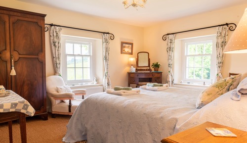 Doppelzimmer, mit Bad (The Farmhouse)