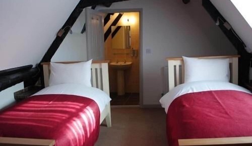 Superior-Dreibettzimmer, mit Bad (Room 6)