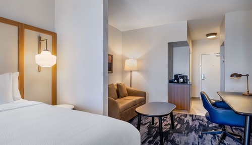 Suite, 1 King-Bett und Schlafsofa