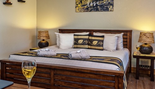 Premier King with Porch