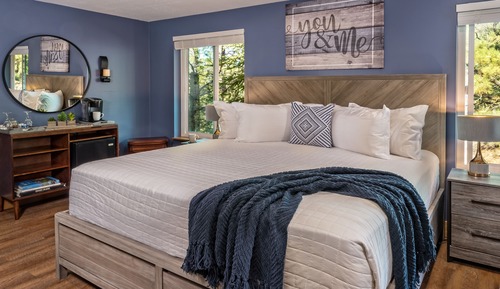 Luxury King with Hot Tub