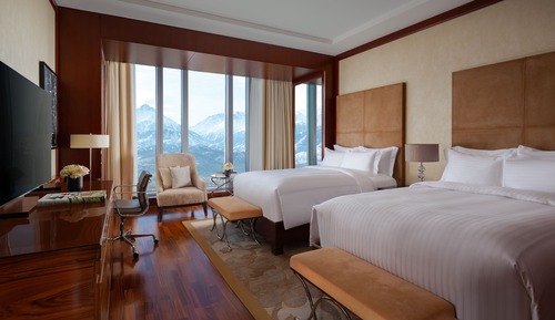 Deluxe-Zimmer, 2 Doppelbetten, Bergblick