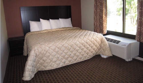 Standard-Suite, 1 King-Bett, Kochnische