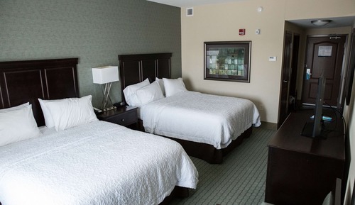 Zimmer, 2 Queen-Betten (Hearing Accessible)