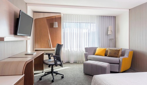 Zimmer, 1 King-Bett und Schlafsofa