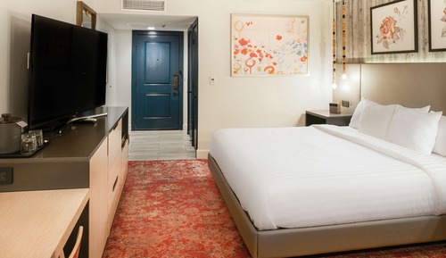 Zimmer, 1 King-Bett, Poolblick