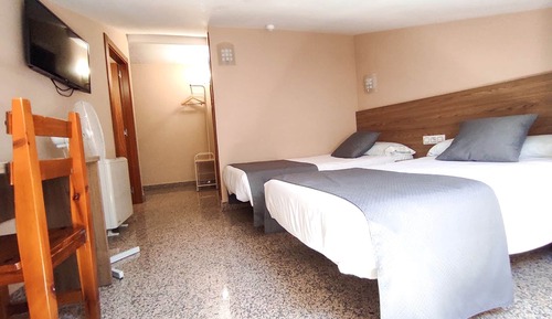 Economy-Vierbettzimmer, 2 Schlafzimmer