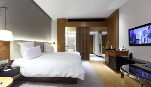 Deluxe-Zimmer, 1 King-Bett, Flussblick
