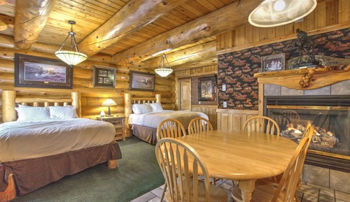 Familien-Ferienhütte, eigenes Bad (South Fork Series)