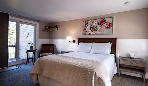 Comfort-Zimmer, 1 Queen-Bett, eingeschränkter Seeblick