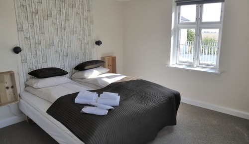 Doppelzimmer, Gemeinschaftsbad