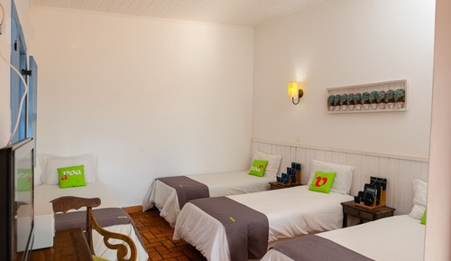 Standard-Vierbettzimmer