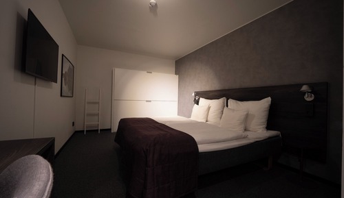 Zweibettzimmer, ohne Fenster (Compact)